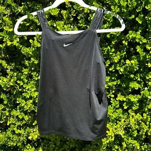 Nike Pro tank black